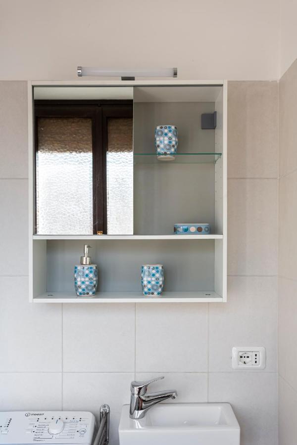 Comfy Studio Near The Central Station Milan Bagian luar foto