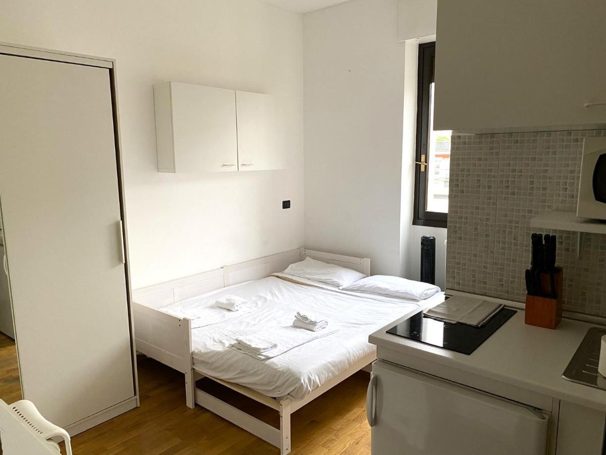 Comfy Studio Near The Central Station Milan Bagian luar foto